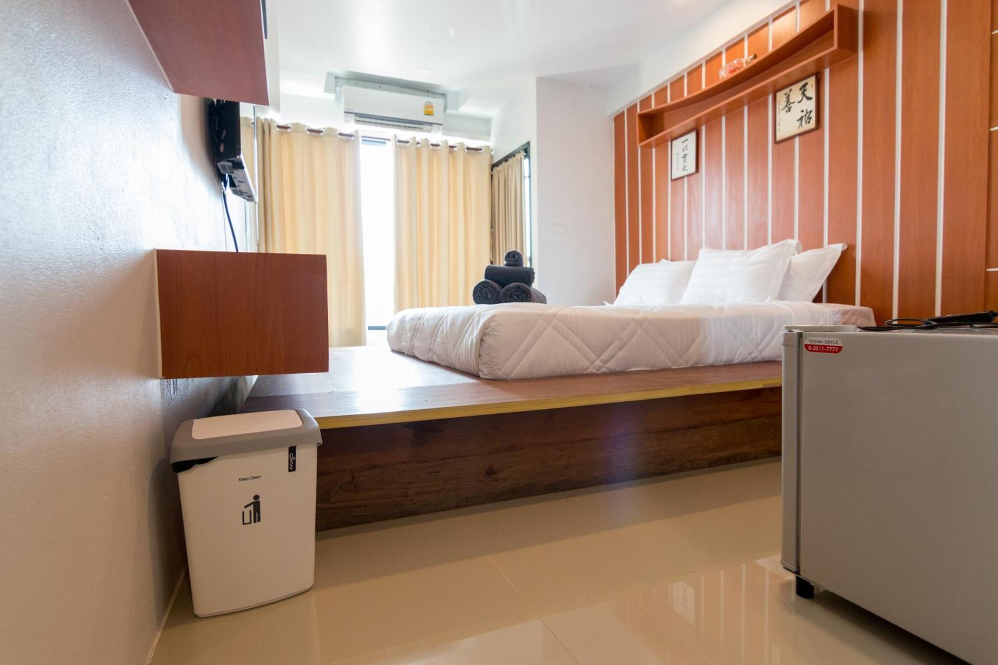 2 Feel Bed Station Lejlighedshotel Udon Thani Eksteriør billede